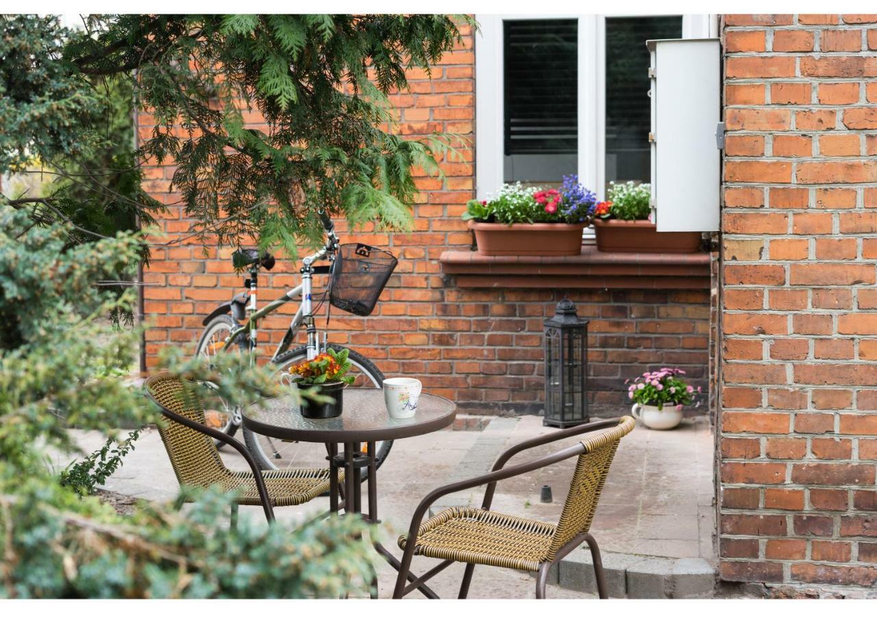 Gostynin Garden Apartment Exterior photo